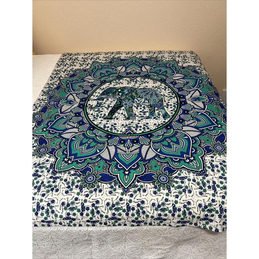 Indian Elephant Wall Hanging Tapestries Tablecloth Hippie Beach Throw Decor